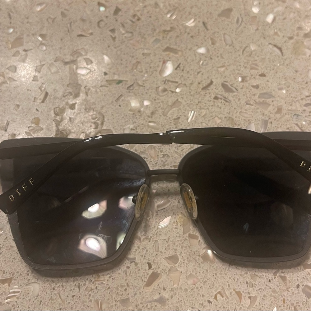 Diff Eyewear Sunglasses Becky Black - image 6